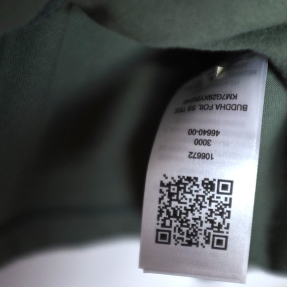 COPY - True Religion World Tour logo back t-shirt in militant green/gold - Picture 9 of 12